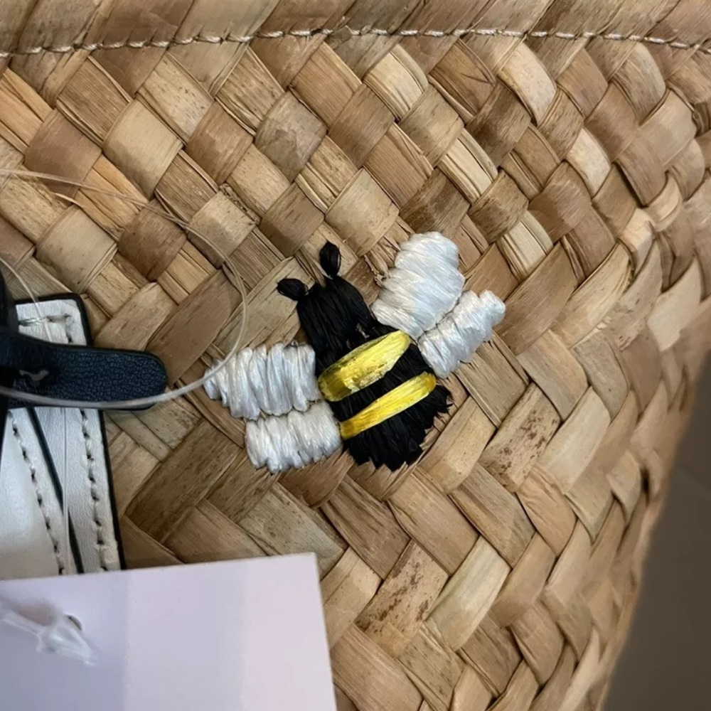 Kate Spade Honey Bee Straw Shoulder Tote Bag, NEW 2022, $459 yellow brown white - Picture 6 of 9
